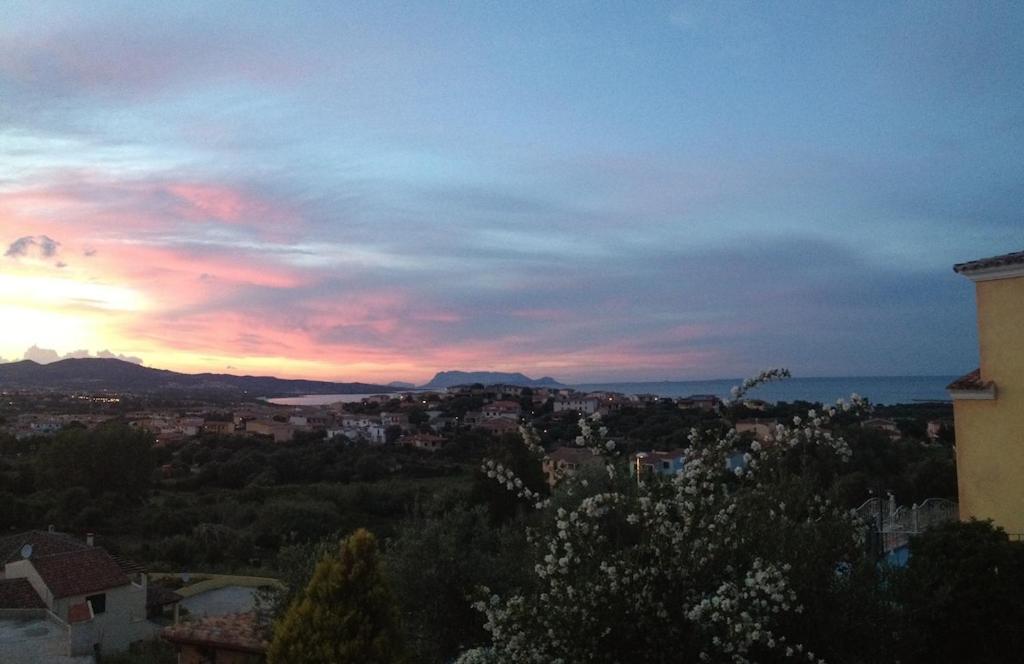 Villa Attico vista mare Tanaunella Esterno foto